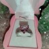 anello solitario cuore Adele